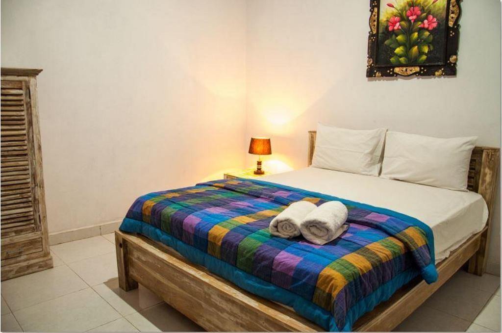 Nyoman Guesthouse And Grill Nusa Lembongan  Bagian luar foto