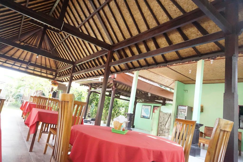 Nyoman Guesthouse And Grill Nusa Lembongan  Bagian luar foto